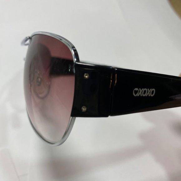 XOXO Silver Fade Aviator Sunglasses - Picture 8 of 12